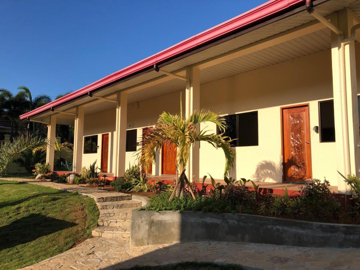 Strutz Art Garden Resort Bangued Exterior foto