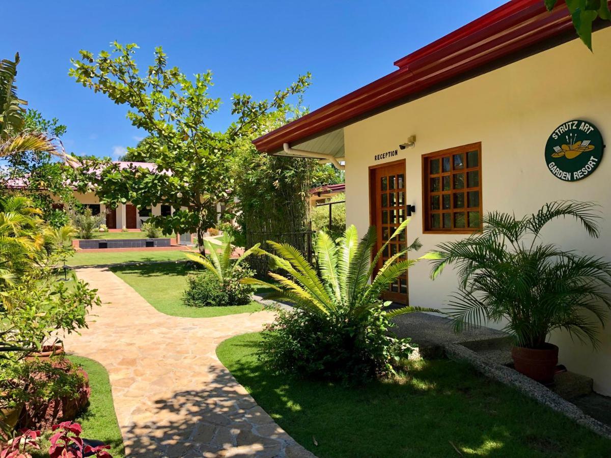 Strutz Art Garden Resort Bangued Exterior foto